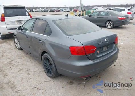 2014 Volkswagen Jetta 2.0L Tdi z USA, uszkodzony, nr VIN 3VWLL7AJ3EM313324